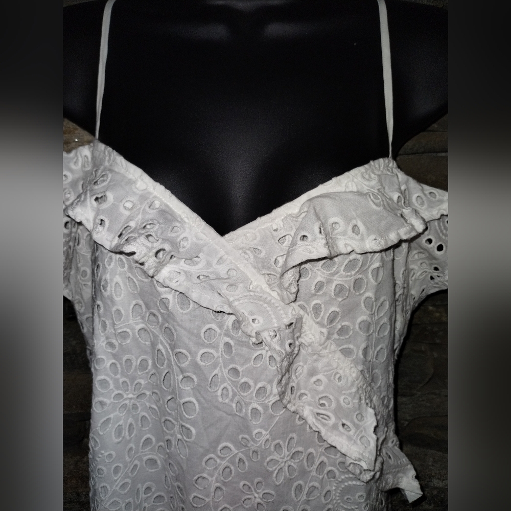 Kendall + Kylie NWT white eyelet dress asymmetrical sleeveless, size 8 - Picture 2 of 12